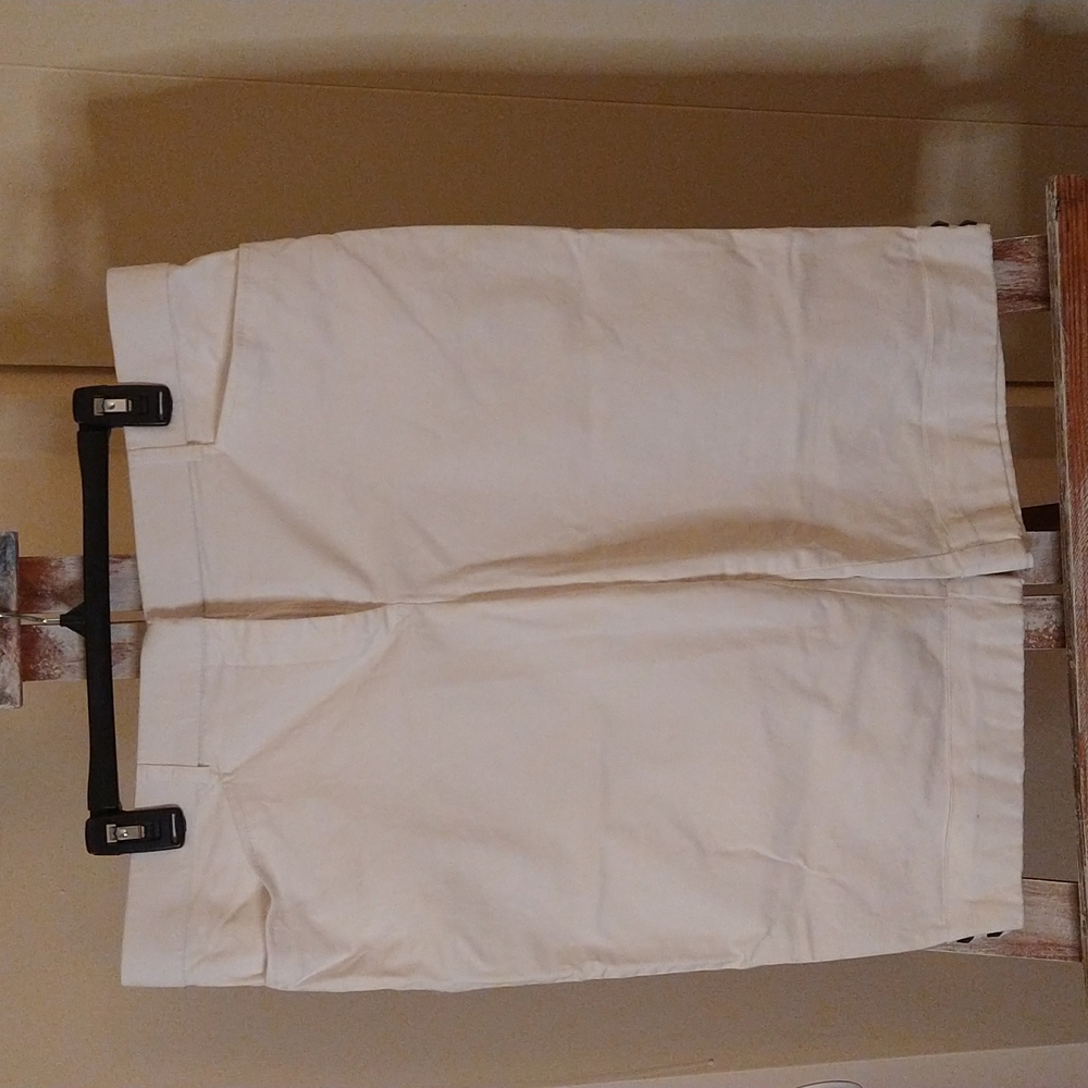 White Bermuda Shorts with Brass Rivets